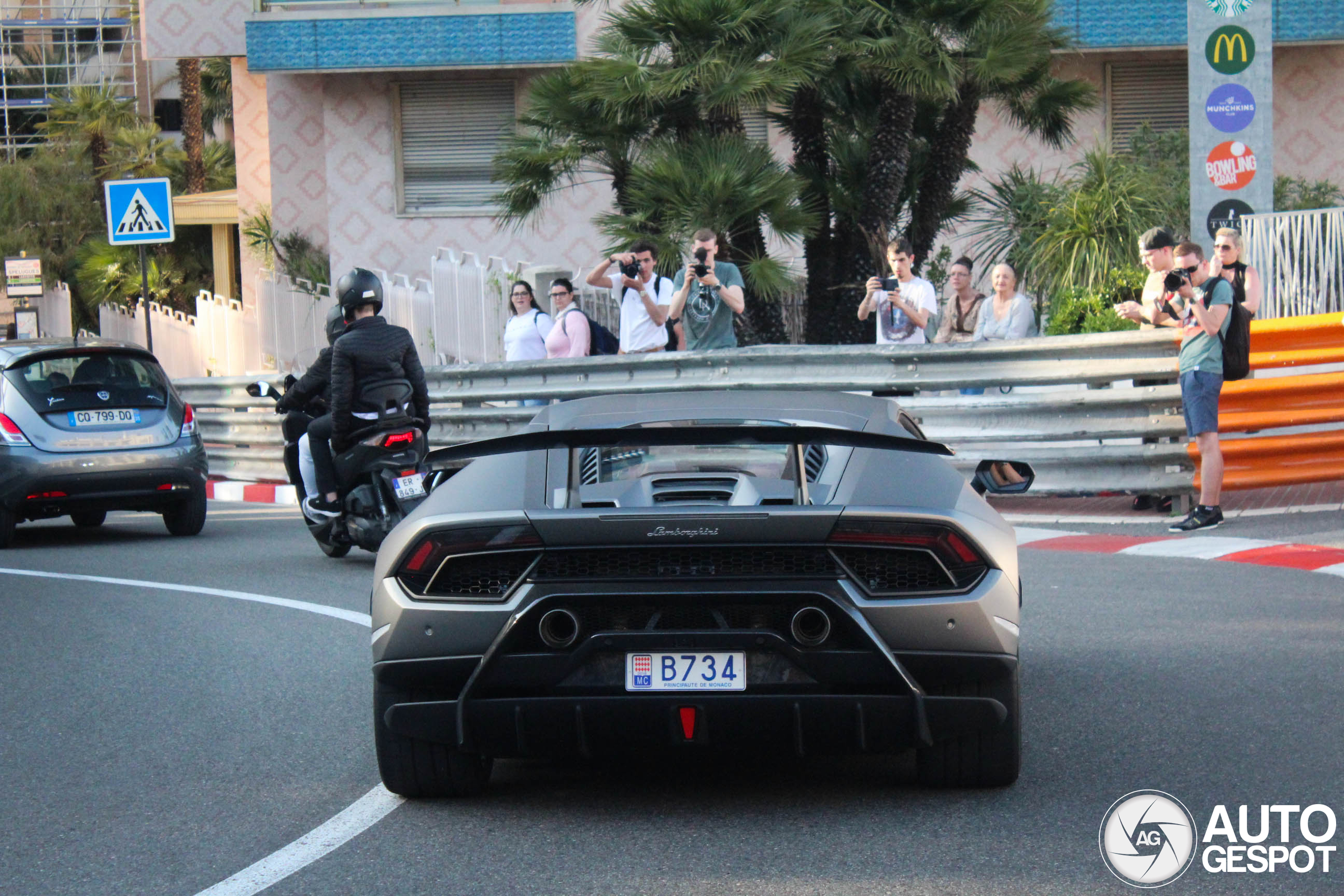 Lamborghini Huracán LP640-4 Performante