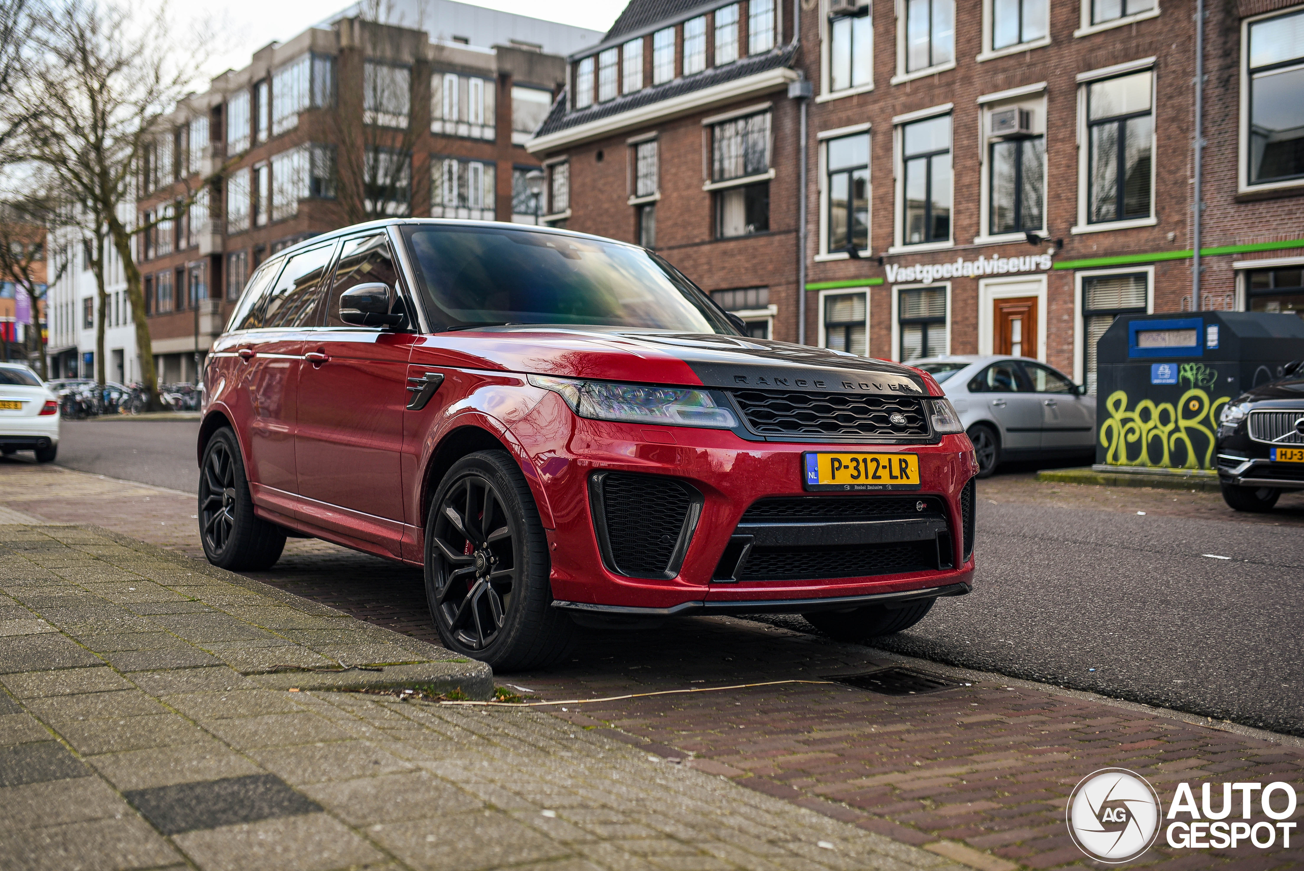 Land Rover Range Rover Sport SVR 2018 Carbon Edition