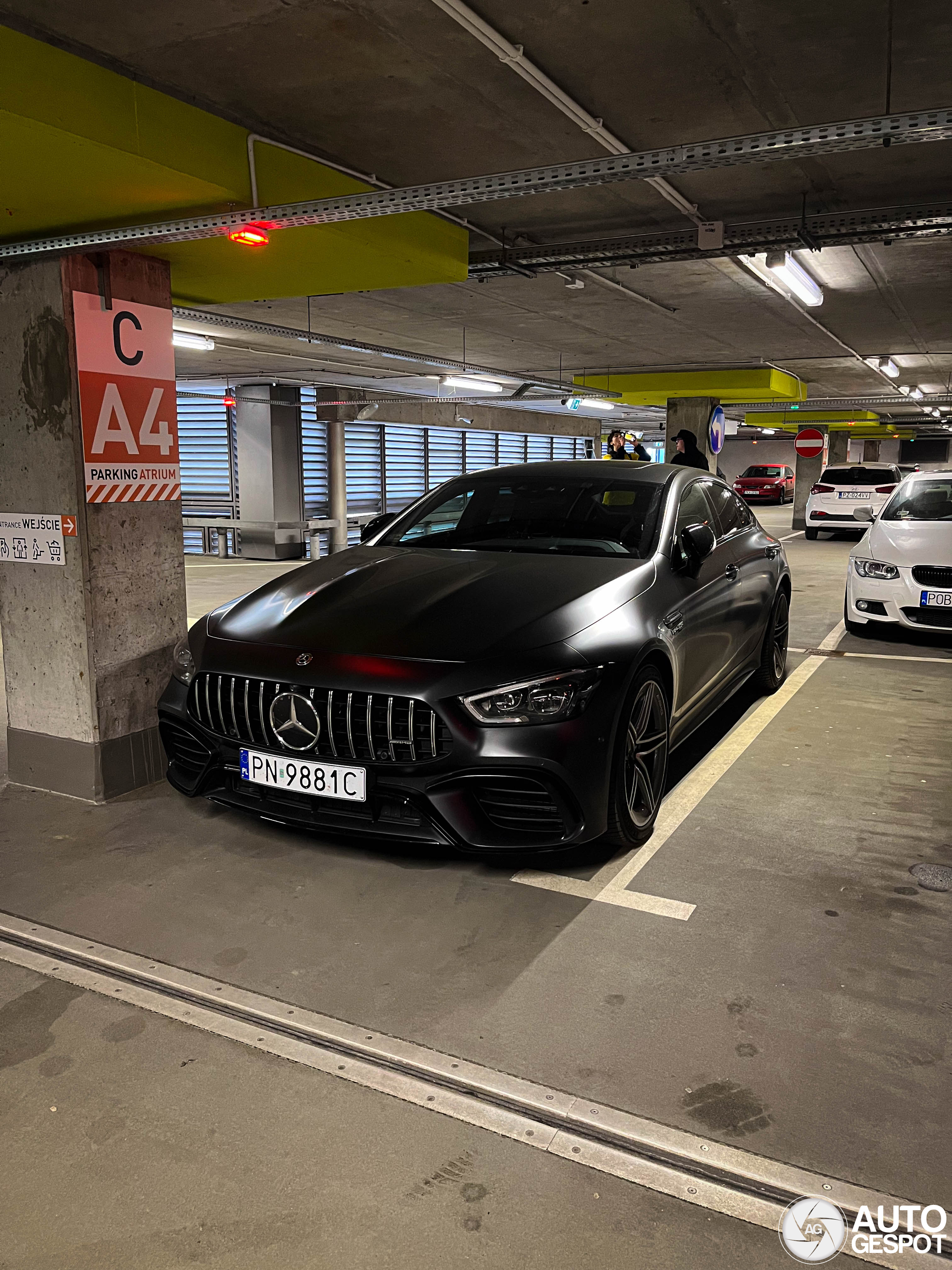 Mercedes-AMG GT 63 S X290