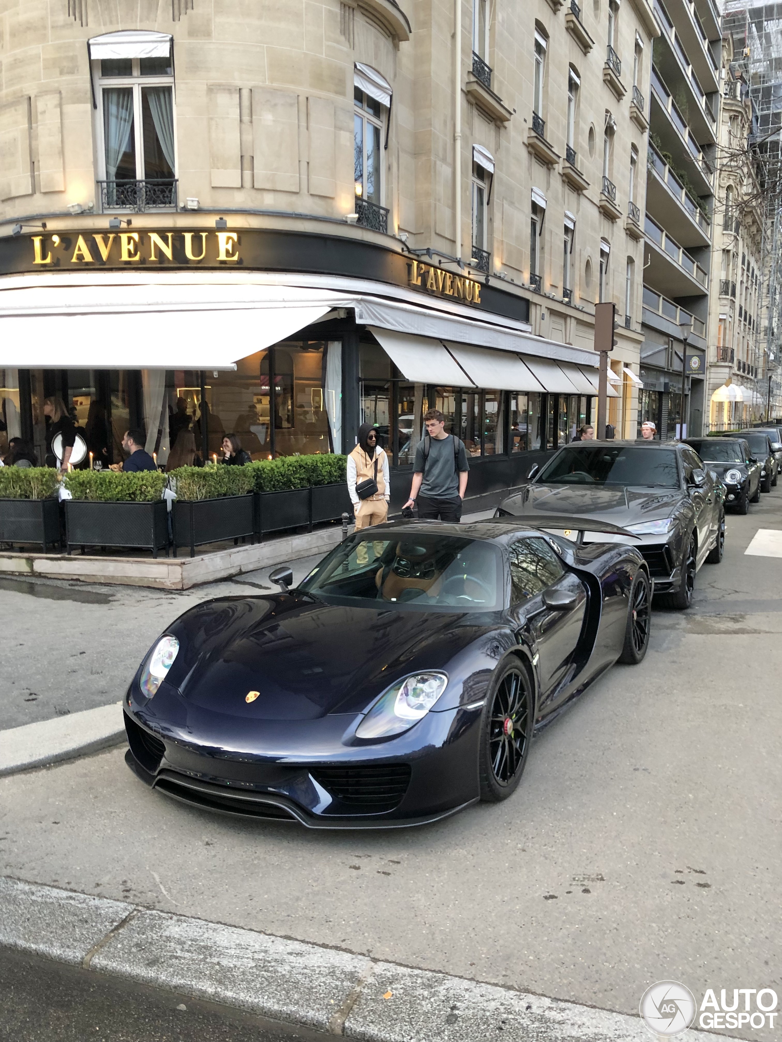 Porsche 918 Spyder Weissach Package