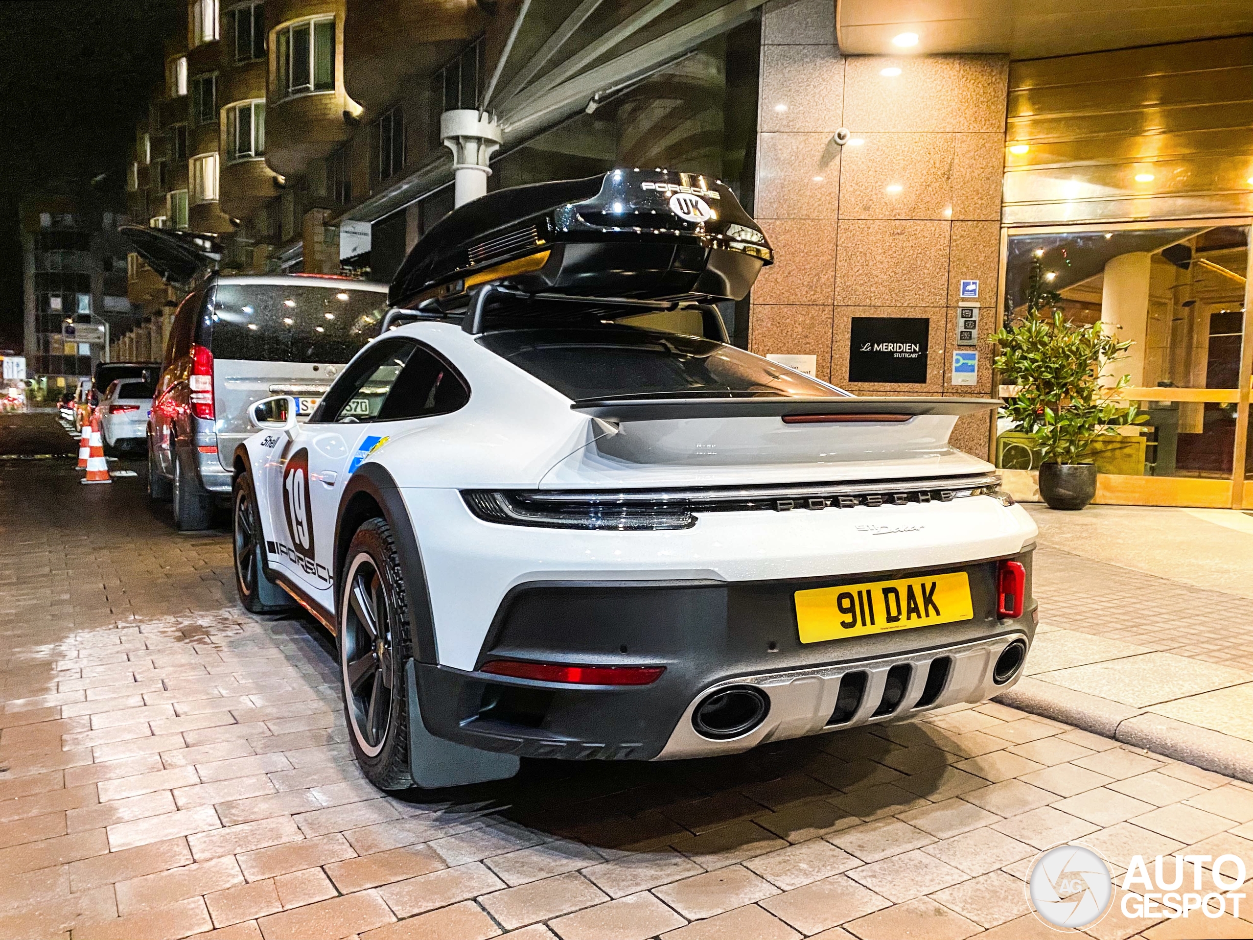 Porsche 992 Dakar