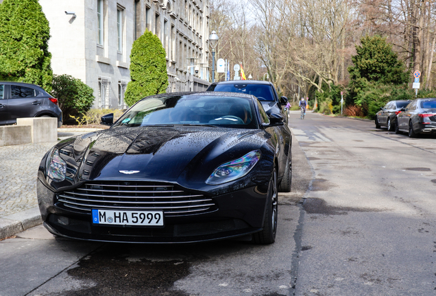 Aston Martin DB11 V8