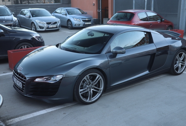 Audi R8