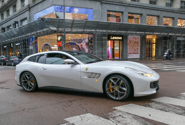 Ferrari GTC4Lusso