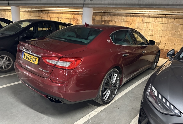 Maserati Quattroporte GTS 2013