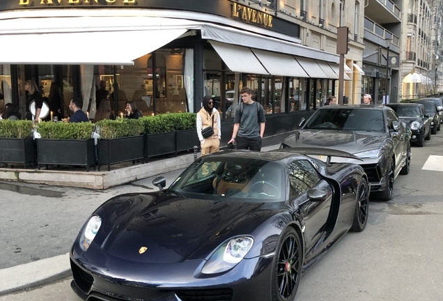 Porsche 918 Spyder Weissach Package