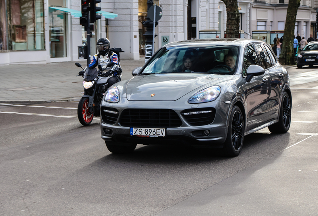 Porsche 958 Cayenne GTS