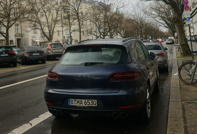 Porsche 95B Macan GTS