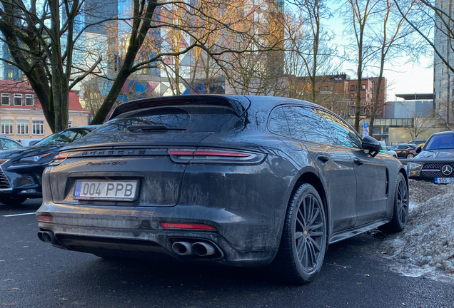 Porsche 971 Panamera GTS Sport Turismo