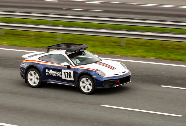 Porsche 992 Dakar