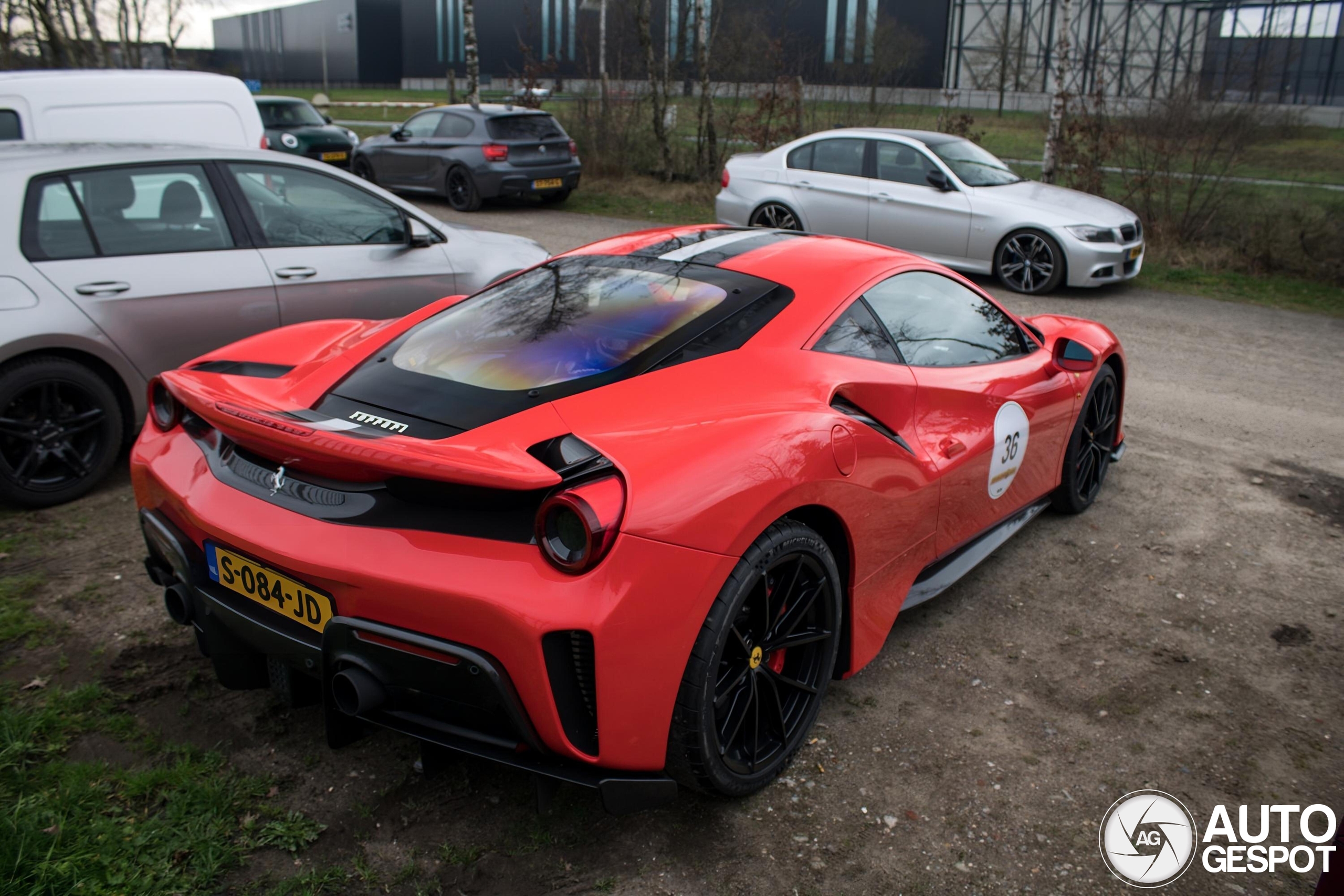 Ferrari 488 Pista