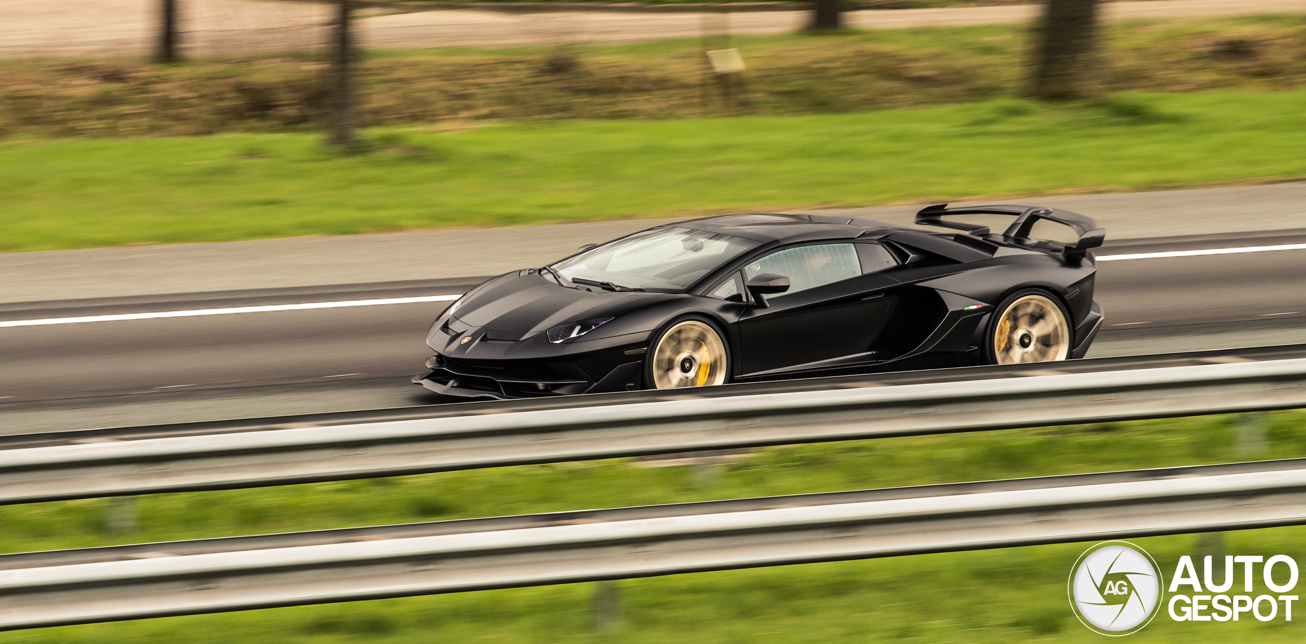 Lamborghini Aventador LP770-4 SVJ Roadster Novitec Torado