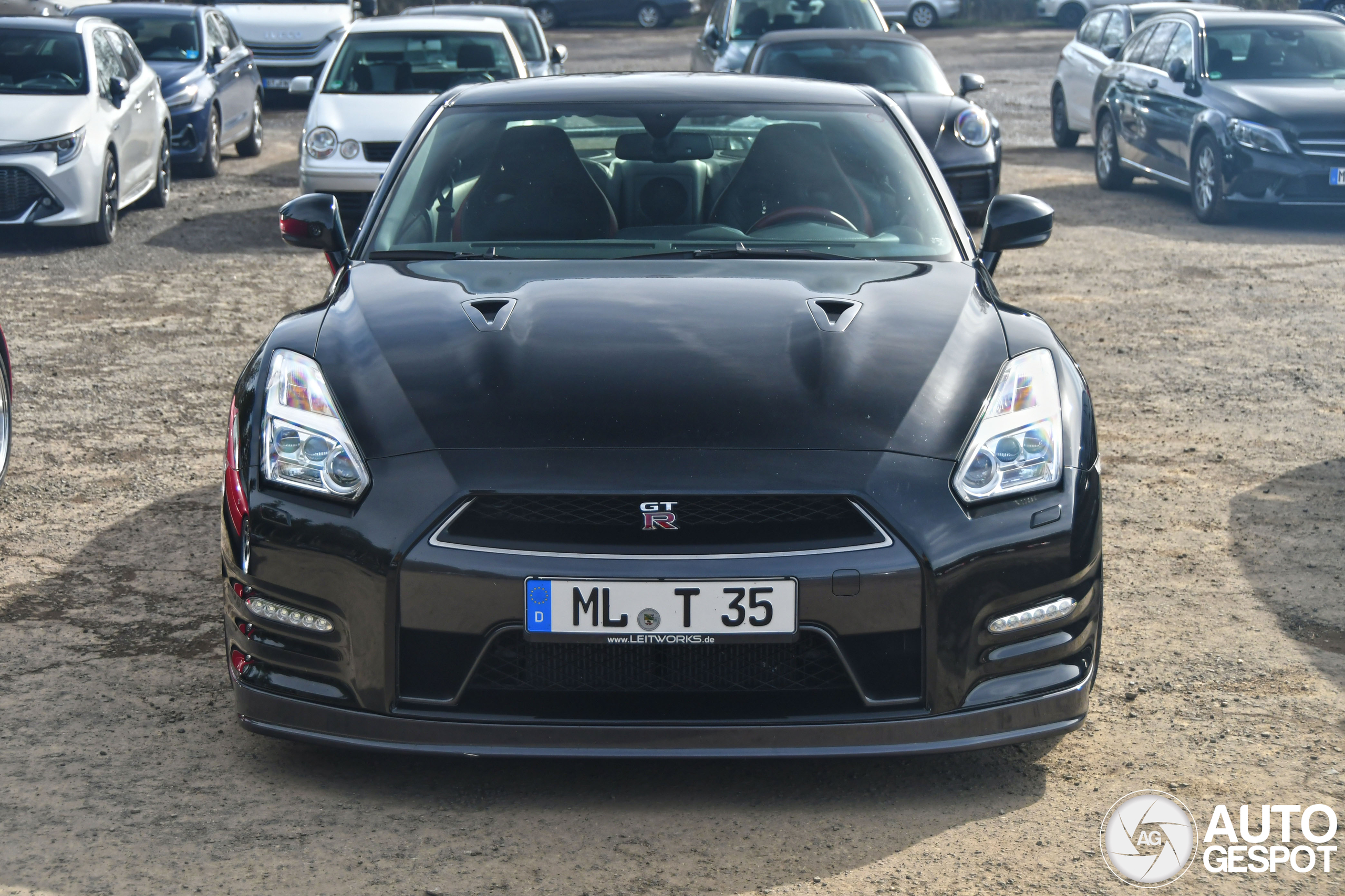 Nissan GT-R 2014