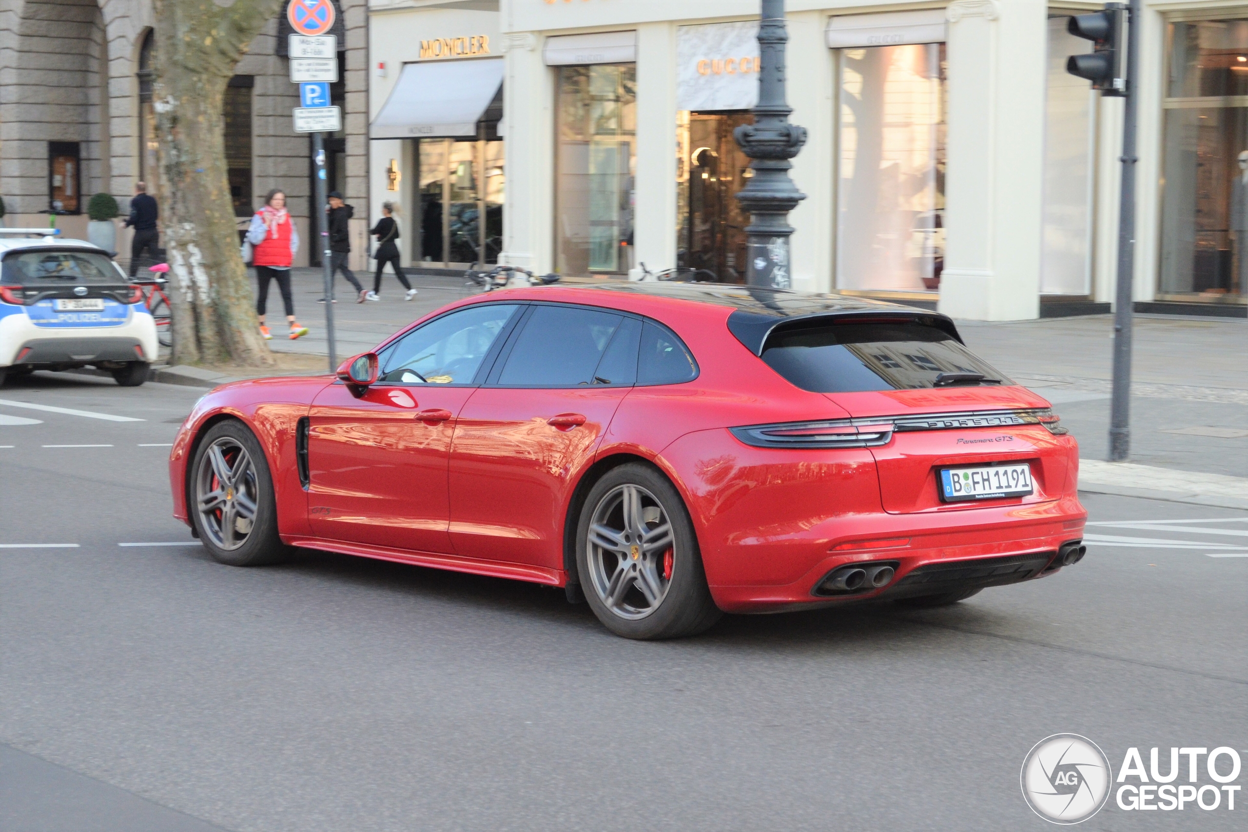 Porsche 971 Panamera GTS Sport Turismo