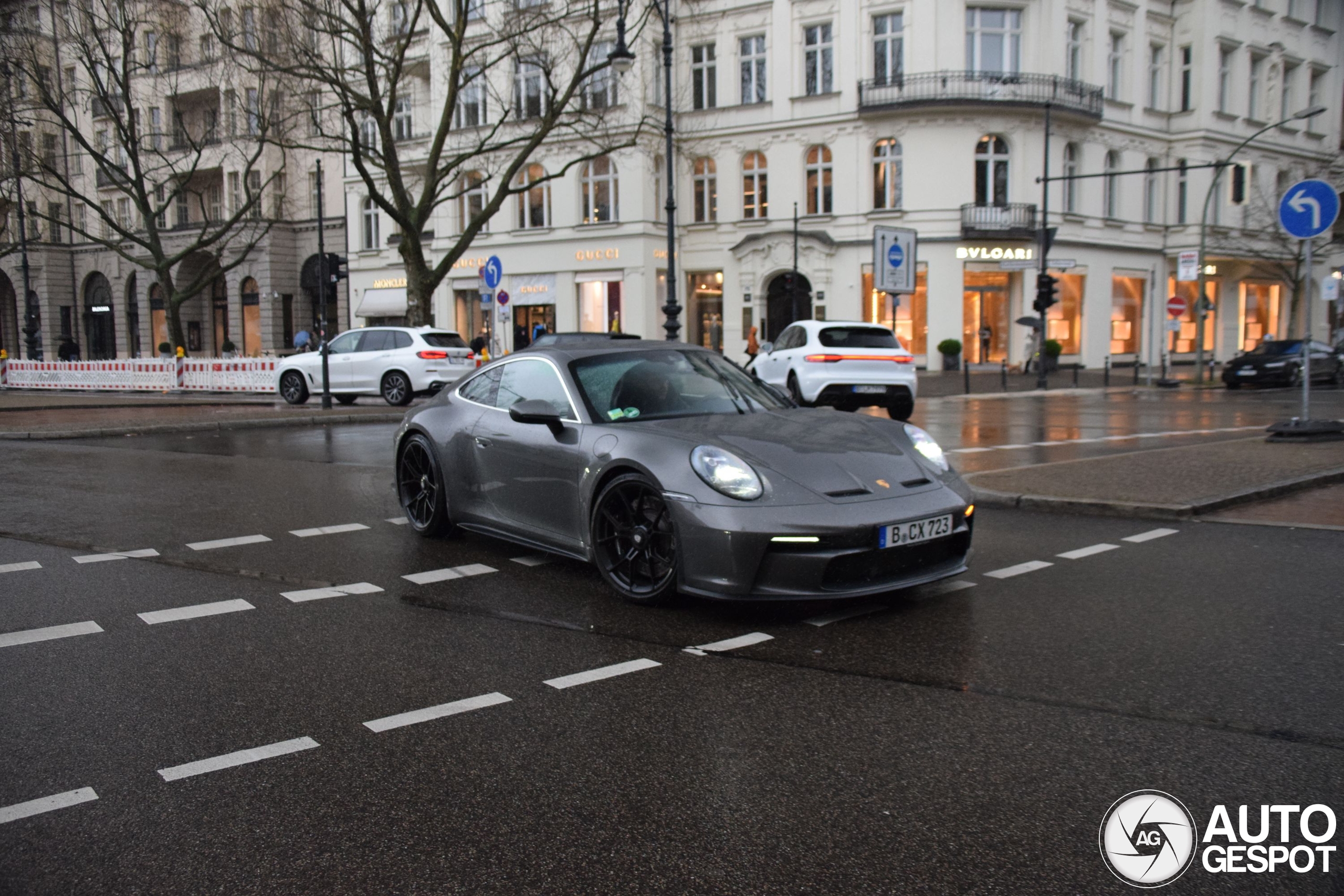 Porsche 992 GT3 Touring