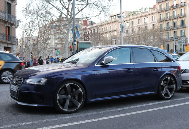 Audi RS4 Avant B8