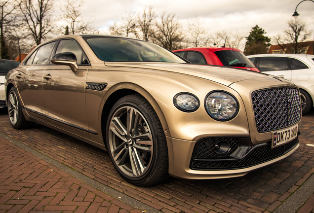 Bentley Flying Spur Hybrid Mulliner