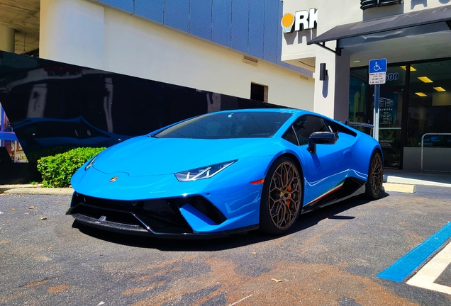 Lamborghini Huracán LP640-4 Performante