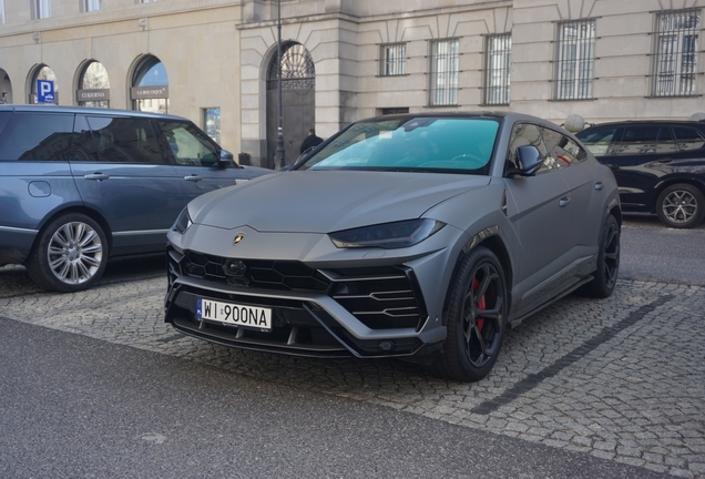 Lamborghini Urus