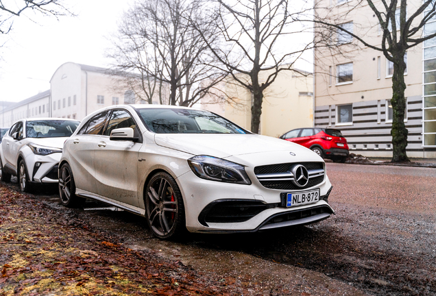 Mercedes-AMG A 45 W176 2015