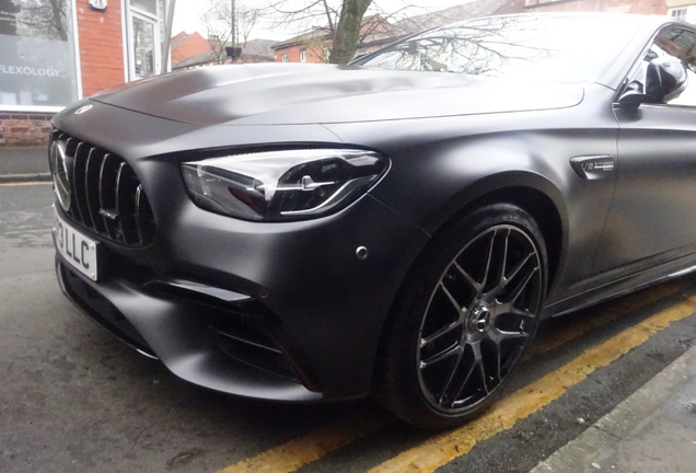 Mercedes-AMG E 63 S W213 Final Edition