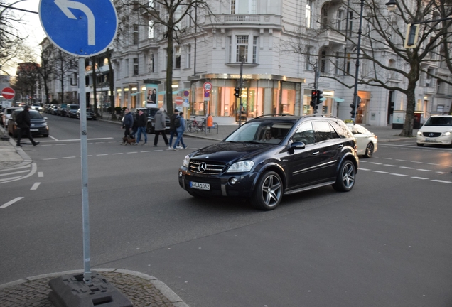 Mercedes-Benz ML 63 AMG W164