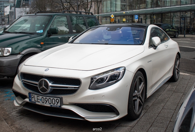 Mercedes-Benz S 63 AMG Coupé C217