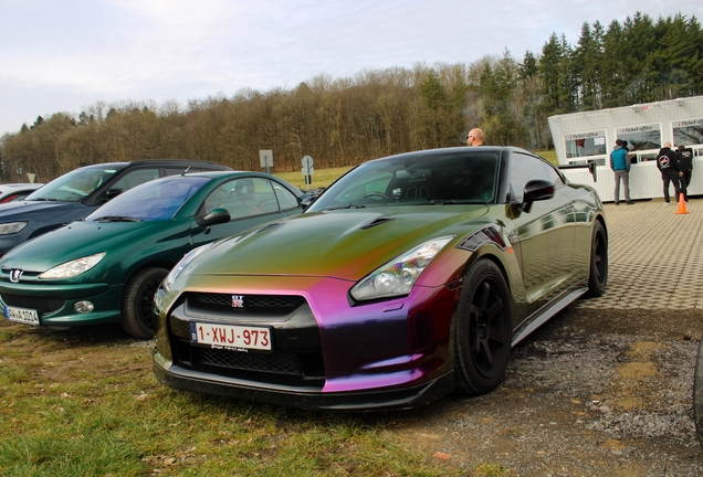 Nissan GT-R