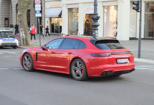 Porsche 971 Panamera GTS Sport Turismo