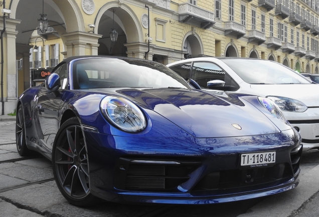 Porsche 992 Carrera 4S Cabriolet