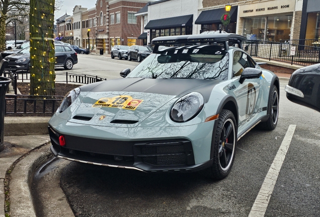 Porsche 992 Dakar