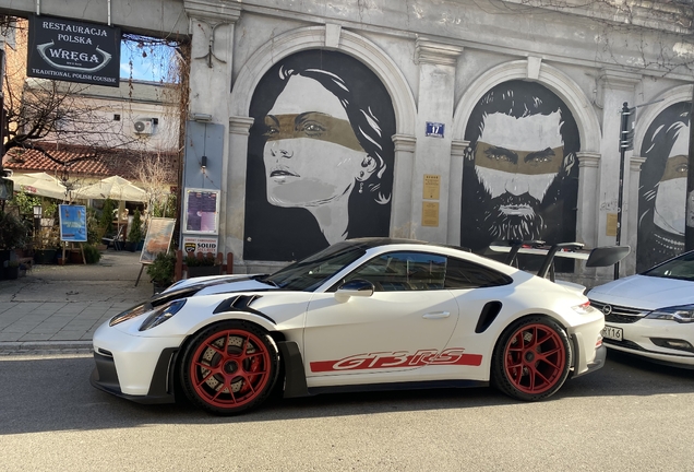 Porsche 992 GT3 RS Weissach Package