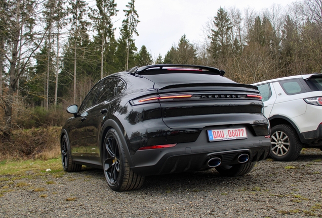 Porsche Cayenne Coupé Turbo E-Hybrid