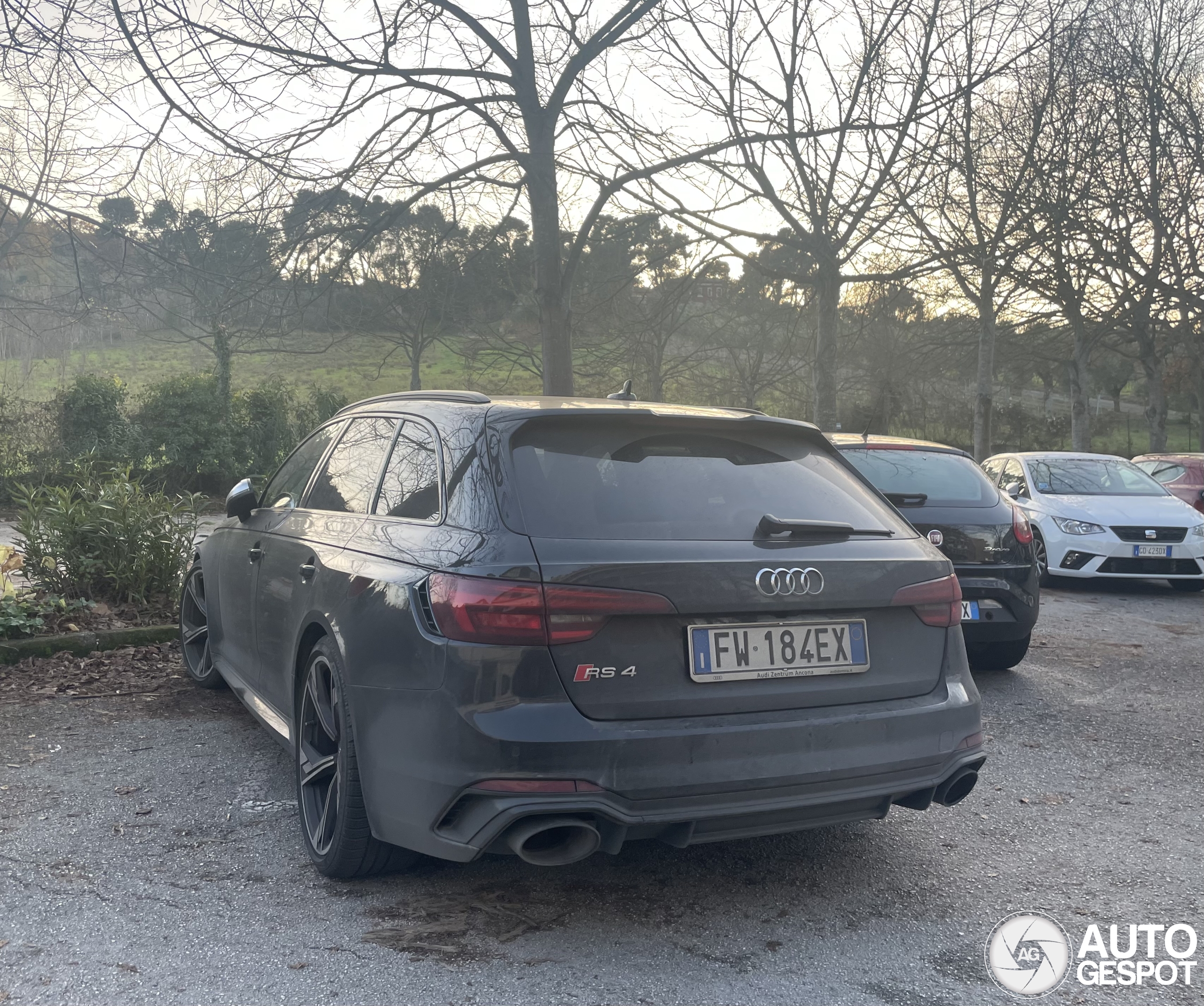 Audi RS4 Avant B9