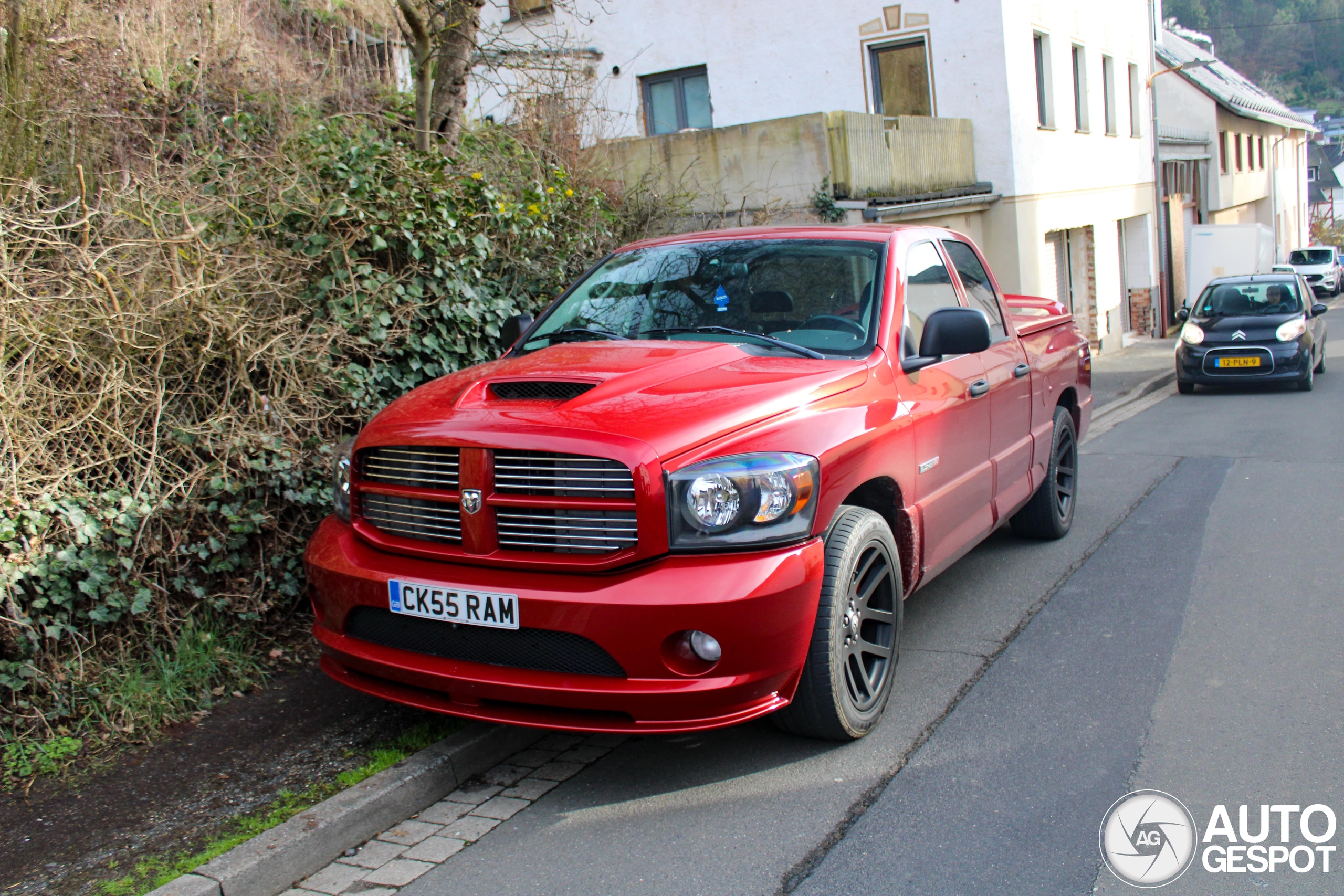 Dodge RAM SRT-10 Quad-Cab