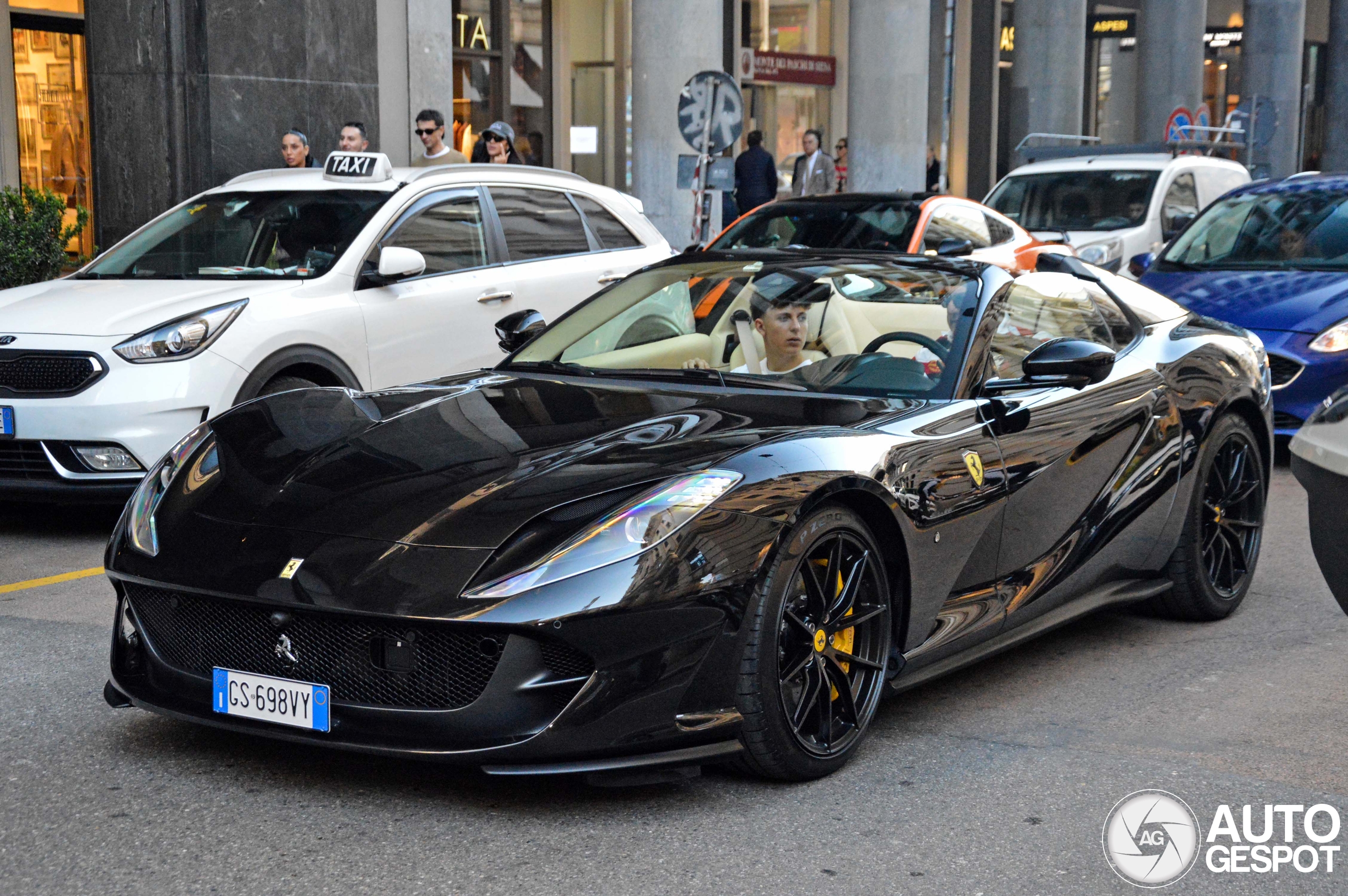 Ferrari 812 GTS