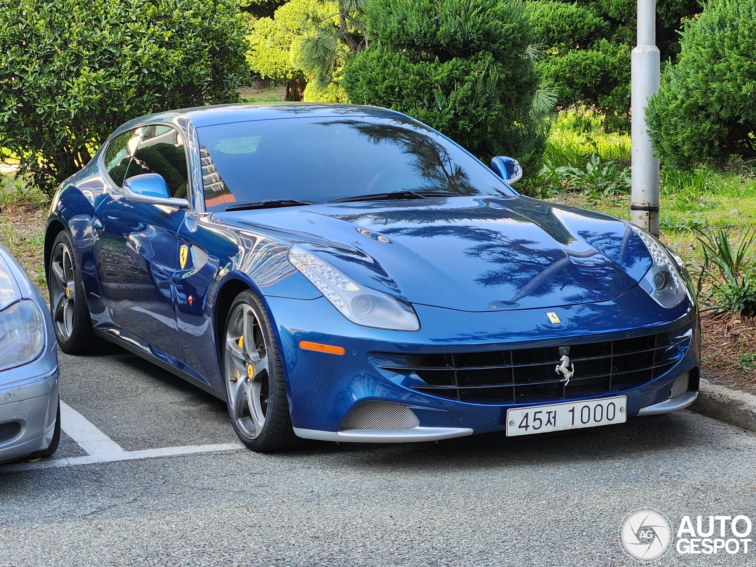 Ferrari FF