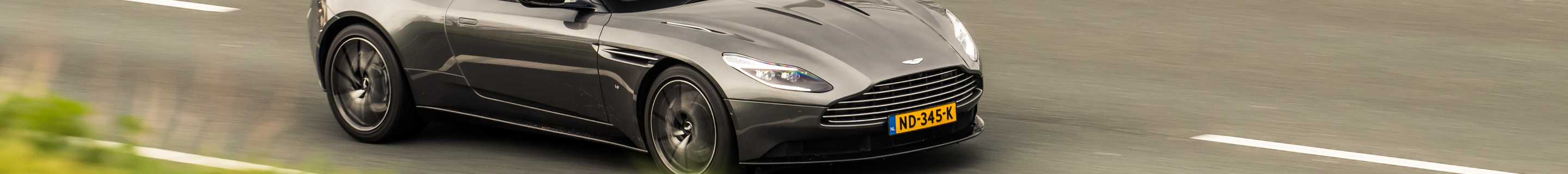 Aston Martin DB11