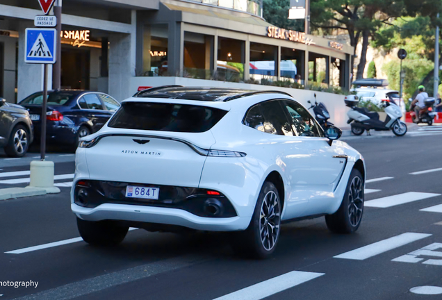 Aston Martin DBX