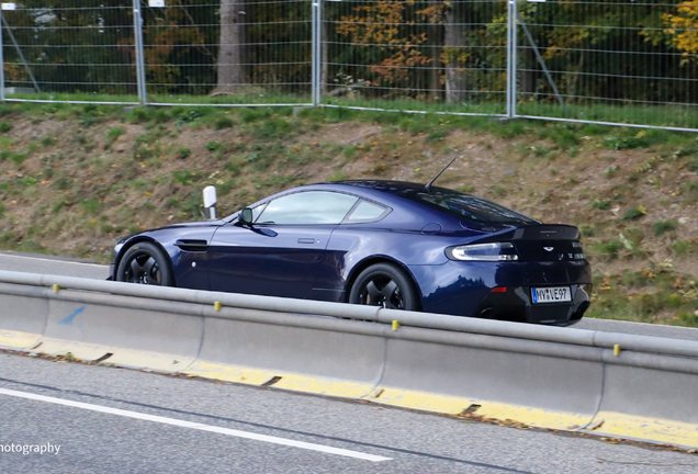 Aston Martin V8 Vantage 2012