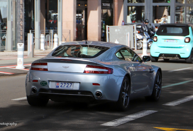 Aston Martin V8 Vantage