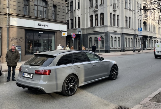 Audi RS6 Avant C7 2015