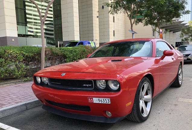 Dodge Challenger SRT-8