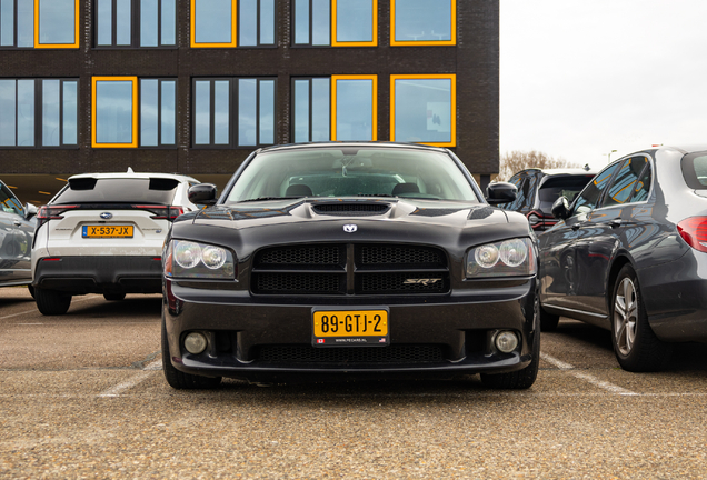 Dodge Charger SRT-8