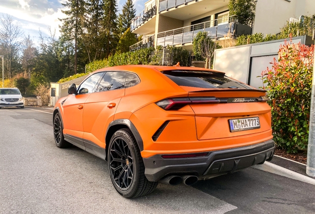 Lamborghini Urus