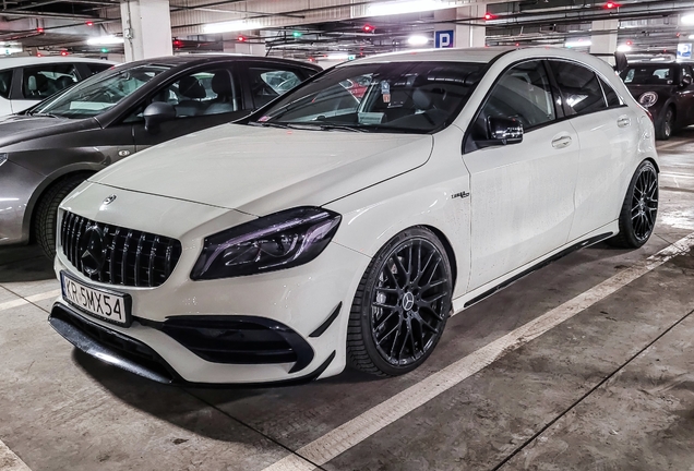 Mercedes-AMG A 45 W176 2015