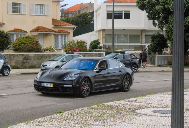 Porsche 971 Panamera Turbo