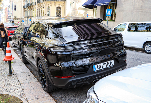 Porsche Cayenne Coupé Turbo E-Hybrid