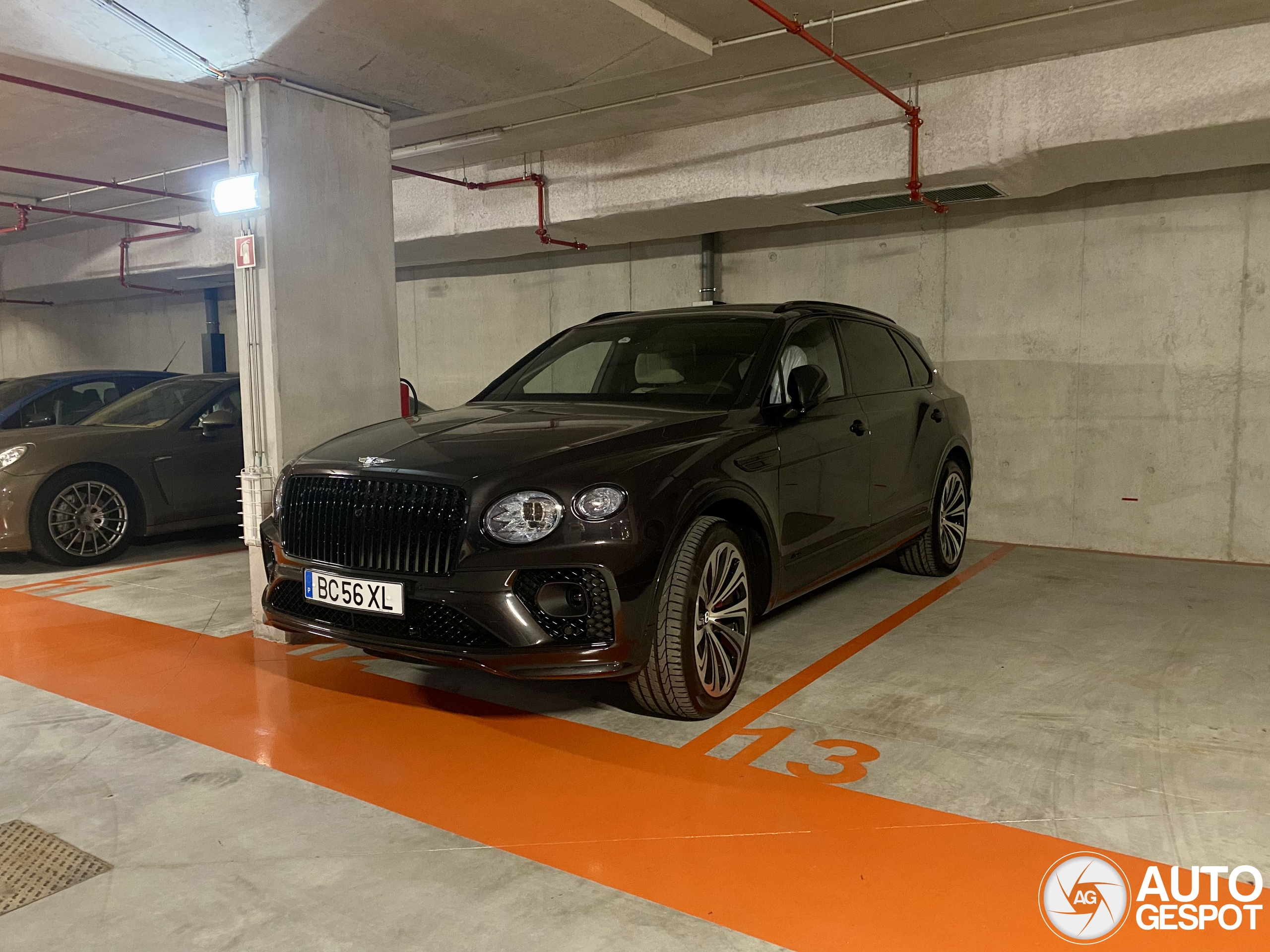 Bentley Bentayga Azure EWB First Edition