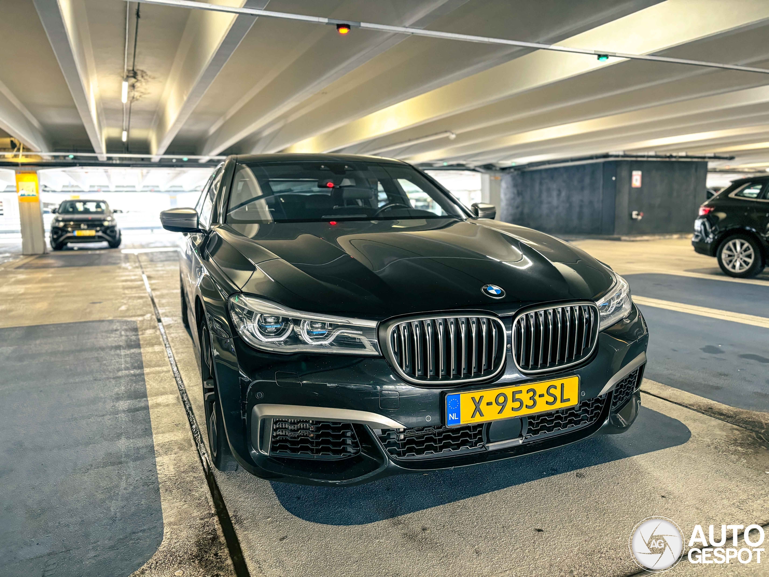 BMW M760Li xDrive